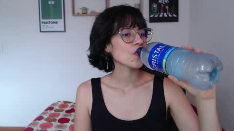 susana_w online show from 10, 2, 2025