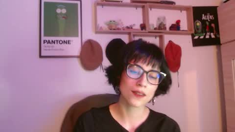 susana_w online show from 9, 11, 2025