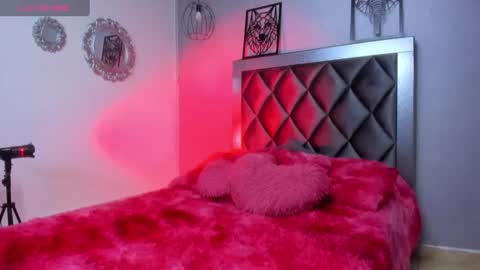 Susana W online show from 28, 2, 2025