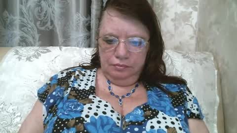 Snapshot of susanaahsun chatting on 16, 7, 2026 SusanaAhSun online show from 16, 7, 2026