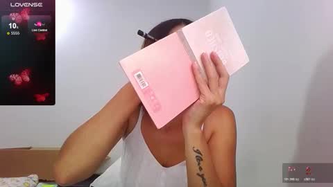 Snapshot of susanaduncann chatting on 21, 2, 2026 Susana online show from 21, 2, 2026