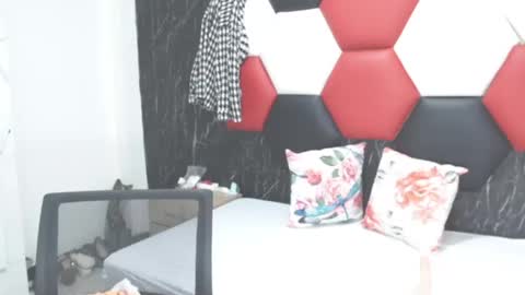 Snapshot of susanleroy chatting on 15, 12, 2024 susanleroy online show from 15, 12, 2024