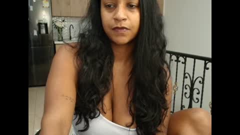 Snapshot of susanrhodes_ chatting on 7, 7, 2026 Susan Rhodes online show from 7, 7, 2026