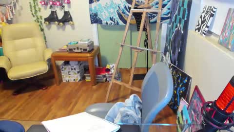 Snapshot of sushifox chatting on 3, 11, 2025 online show from 3, 11, 2025