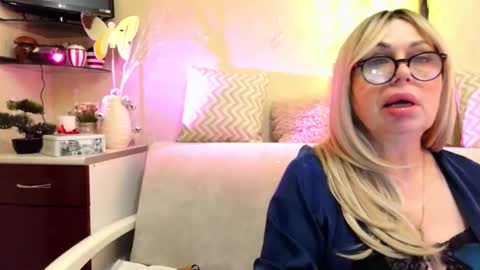 SusiexNoreen online show from 7, 3, 2026