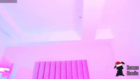 Snapshot of sussan_nicolle1 chatting on 8, 1, 2025 Sussan Nicole online show from 8, 1, 2025