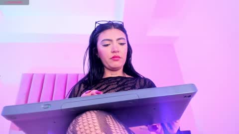 Snapshot of sussan_nicolle1 chatting on 31, 1, 2025 Sussan Nicole online show from 31, 1, 2025