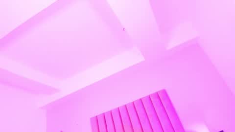 Snapshot of sussan_nicolle1 chatting on 4, 10, 2025 Sussan Nicole online show from 4, 10, 2025