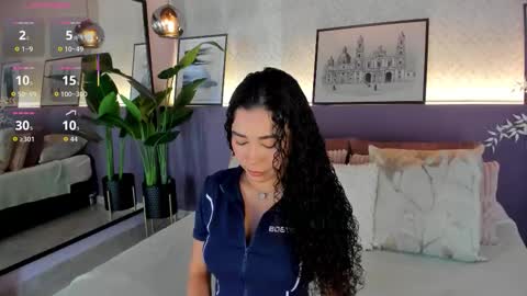 Snapshot of sussanalee chatting on 17, 10, 2025 Your Squirt queen online show from 17, 10, 2025