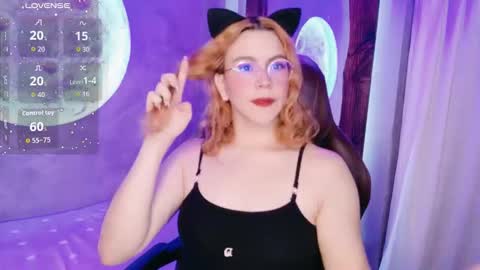 Snapshot of sussiestrawberry chatting on 26, 11, 2025 Sussie online show from 26, 11, 2025