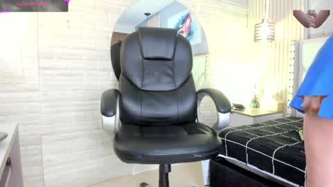   online show from 10, 4, 2026