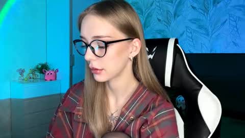 Jessica online show from 23, 11, 2025