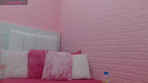 Snapshot of suzan_30 chatting on 23, 4, 2026 suzan_30 online show from 23, 4, 2026