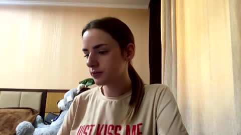 Snapshot of suzannetigerino chatting on 9, 7, 2026 Emila online show from 9, 7, 2026