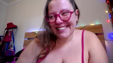 suzie stardust online show from 16, 2, 2026