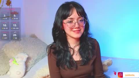 Snapshot of suzumi_ chatting on 15, 1, 2025 Jadde online show from 15, 1, 2025