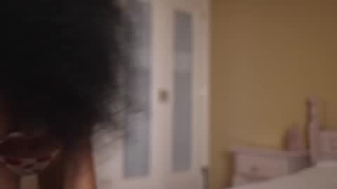 Snapshot of suzysuza chatting on 1, 12, 2025 suzysuza online show from 1, 12, 2025