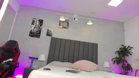 Snapshot of sven_basquiat chatting on 2, 3, 2026 Sven online show from 2, 3, 2026