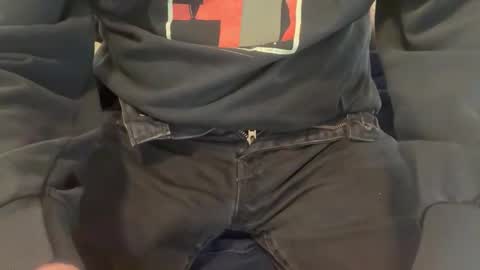 Snapshot of svscruz831 chatting on 17, 10, 2025 VersDad55 online show from 17, 10, 2025