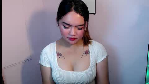 Snapshot of swallow_cummersx chatting on 6, 10, 2025 Jasmine online show from 6, 10, 2025