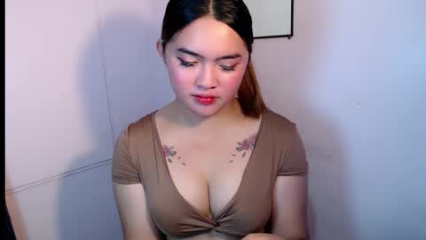 Snapshot of swallow_cummersx chatting on 11, 10, 2025 Jasmine online show from 11, 10, 2025