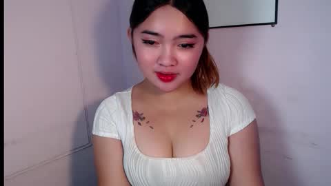 Snapshot of swallow_cummersx chatting on 1, 11, 2025 Jasmine online show from 1, 11, 2025