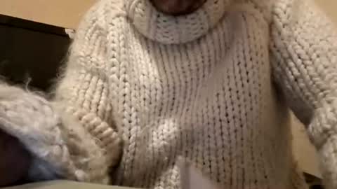 Snapshot of sweaterboy666 chatting on 30, 6, 2026 sweaterboy666 online show from 30, 6, 2026