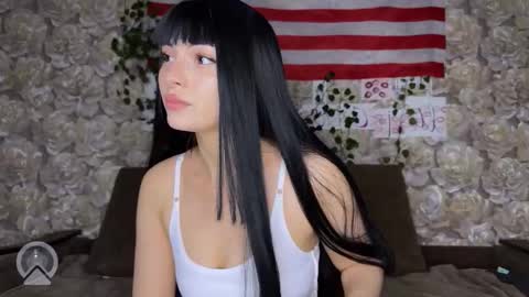 sweeet_strawwberies online show from 18, 10, 2025