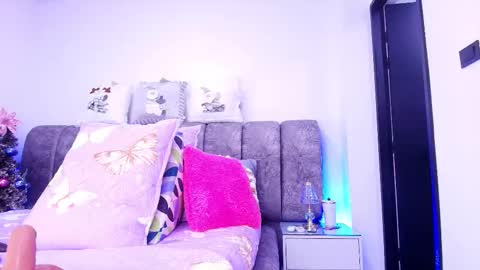 Snapshot of sweegirl_ chatting on 9, 1, 2026 Debora online show from 9, 1, 2026