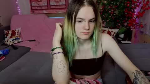 Snapshot of sweet4t chatting on 4, 3, 2026 Haeyang Torry online show from 4, 3, 2026