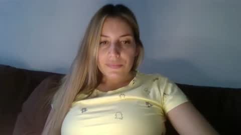Snapshot of sweet__alana chatting on 3, 2, 2025 Sweet alana online show from 3, 2, 2025