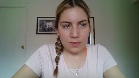 Snapshot of sweet__alana chatting on 17, 9, 2025 Sweet alana online show from 17, 9, 2025