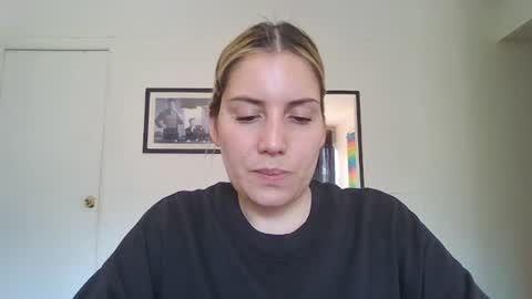 Snapshot of sweet__alana chatting on 23, 9, 2025 Sweet alana online show from 23, 9, 2025