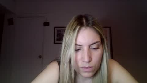 Snapshot of sweet__alana chatting on 21, 10, 2025 Sweet alana online show from 21, 10, 2025