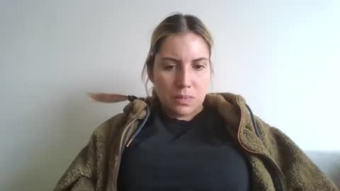 Snapshot of sweet__alana chatting on 3, 11, 2025 Sweet alana online show from 3, 11, 2025