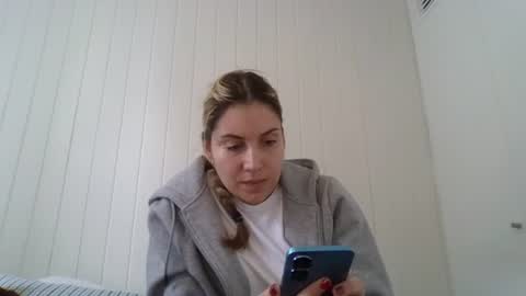 Snapshot of sweet__alana chatting on 4, 11, 2025 Sweet alana online show from 4, 11, 2025