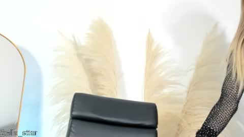 Snapshot of sweet__ella chatting on 21, 6, 2026 Ella online show from 21, 6, 2026