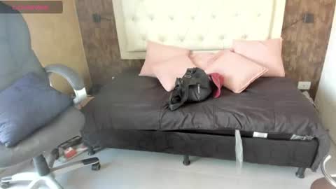 Snapshot of sweet__vanessa1 chatting on 17, 7, 2026 Vanessa online show from 17, 7, 2026