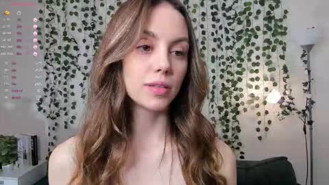 Snapshot of sweet_and_flirt chatting on 29, 10, 2025 Alice online show from 29, 10, 2025