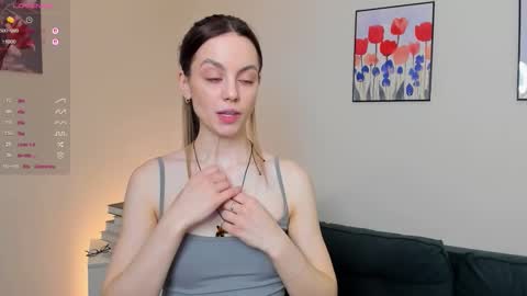 Snapshot of sweet_and_flirt chatting on 2, 12, 2025 Alice online show from 2, 12, 2025