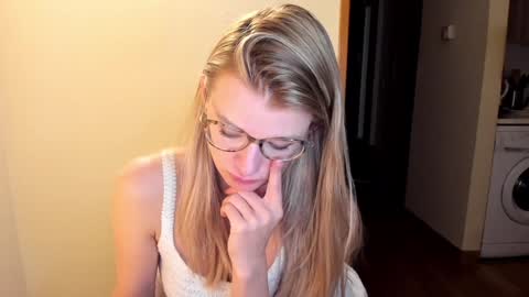 Snapshot of sweet_angel_a chatting on 14, 12, 2024 Ann - your sweet girl online show from 14, 12, 2024