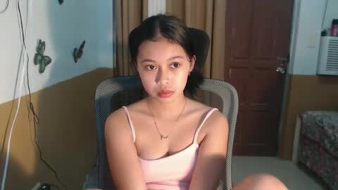 sweet_angela0701 online show from 12, 9, 2025