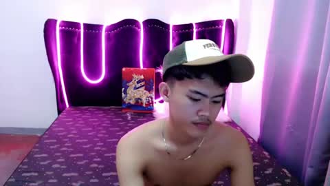 sweet_asians_fucker21 online show from 11, 1, 2026