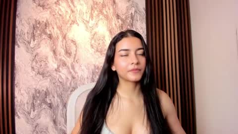 Aura  online show from 5, 4, 2026