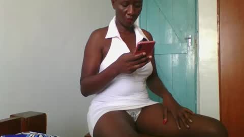 Snapshot of sweet_blackberry93 chatting on 3, 2, 2025 bella online show from 3, 2, 2025