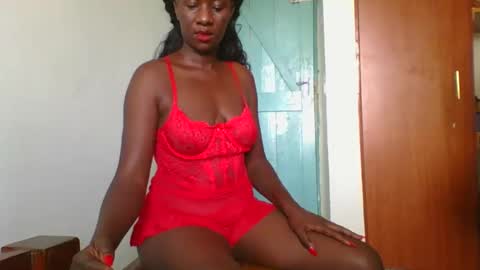 Snapshot of sweet_blackberry93 chatting on 13, 2, 2025 bella online show from 13, 2, 2025