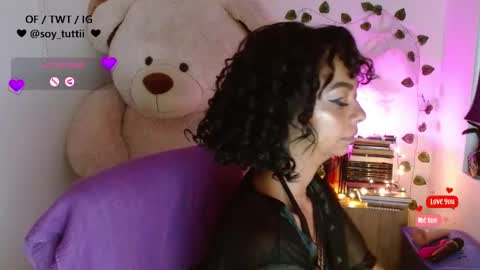 Snapshot of sweet_bluee chatting on 27, 1, 2025 Tutti online show from 27, 1, 2025