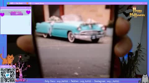 Snapshot of sweet_bluee chatting on 27, 10, 2025 Tutti online show from 27, 10, 2025