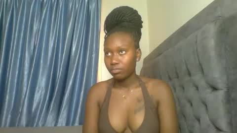 Camila online show from 4, 11, 2025