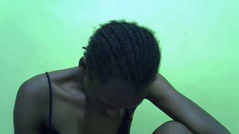 sweet_candie01 online show from 16, 12, 2025